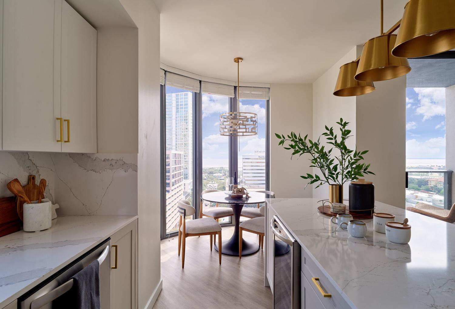 evo-apartments-saint-petersburg-fl-building-photo-6