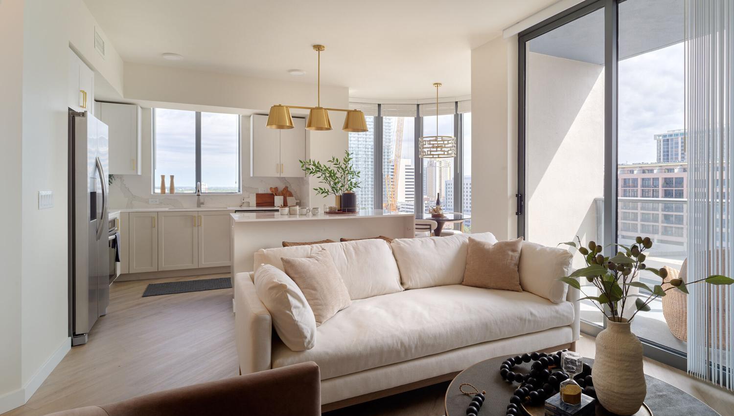 evo-apartments-saint-petersburg-fl-building-photo-7