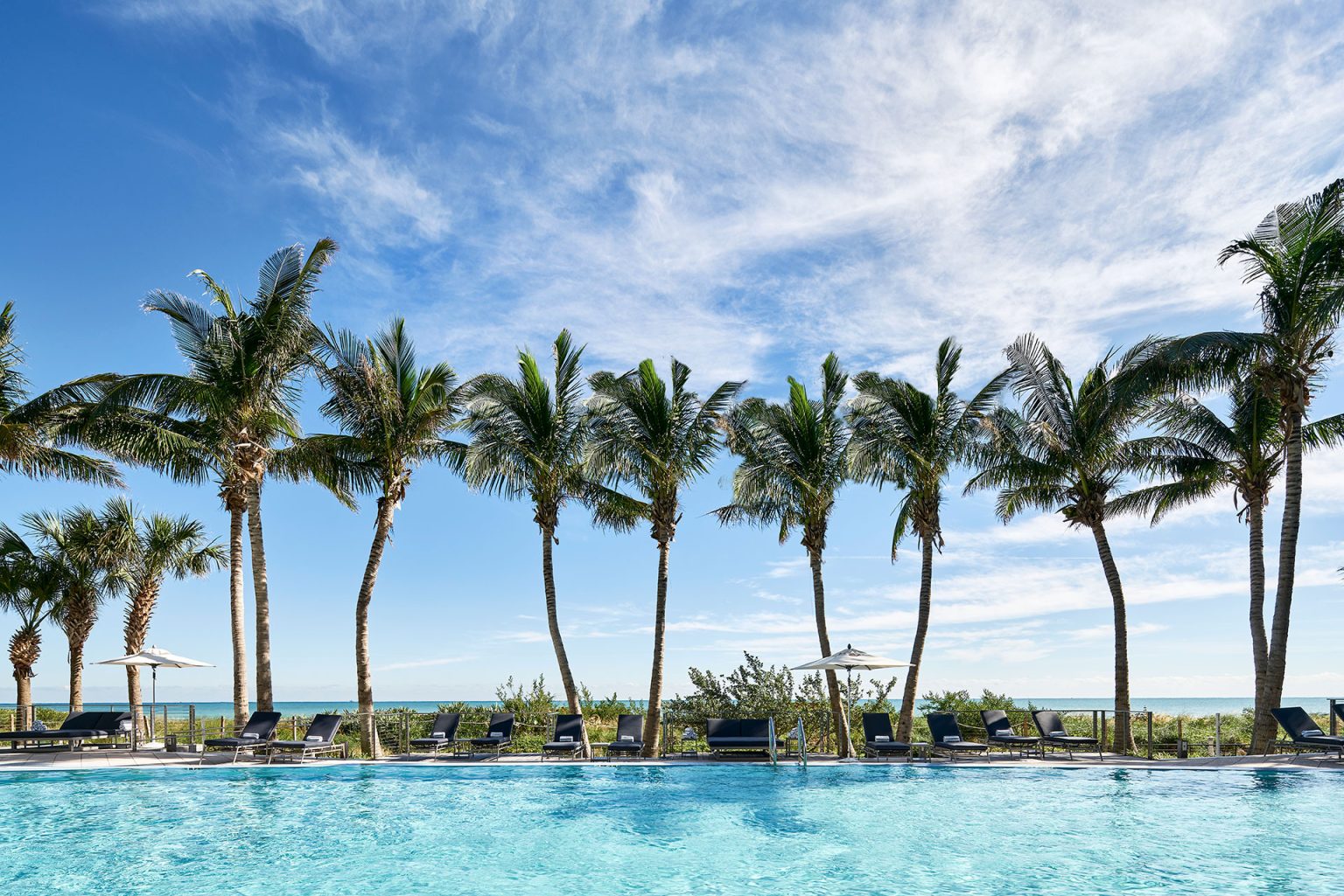 gallery_pool_01