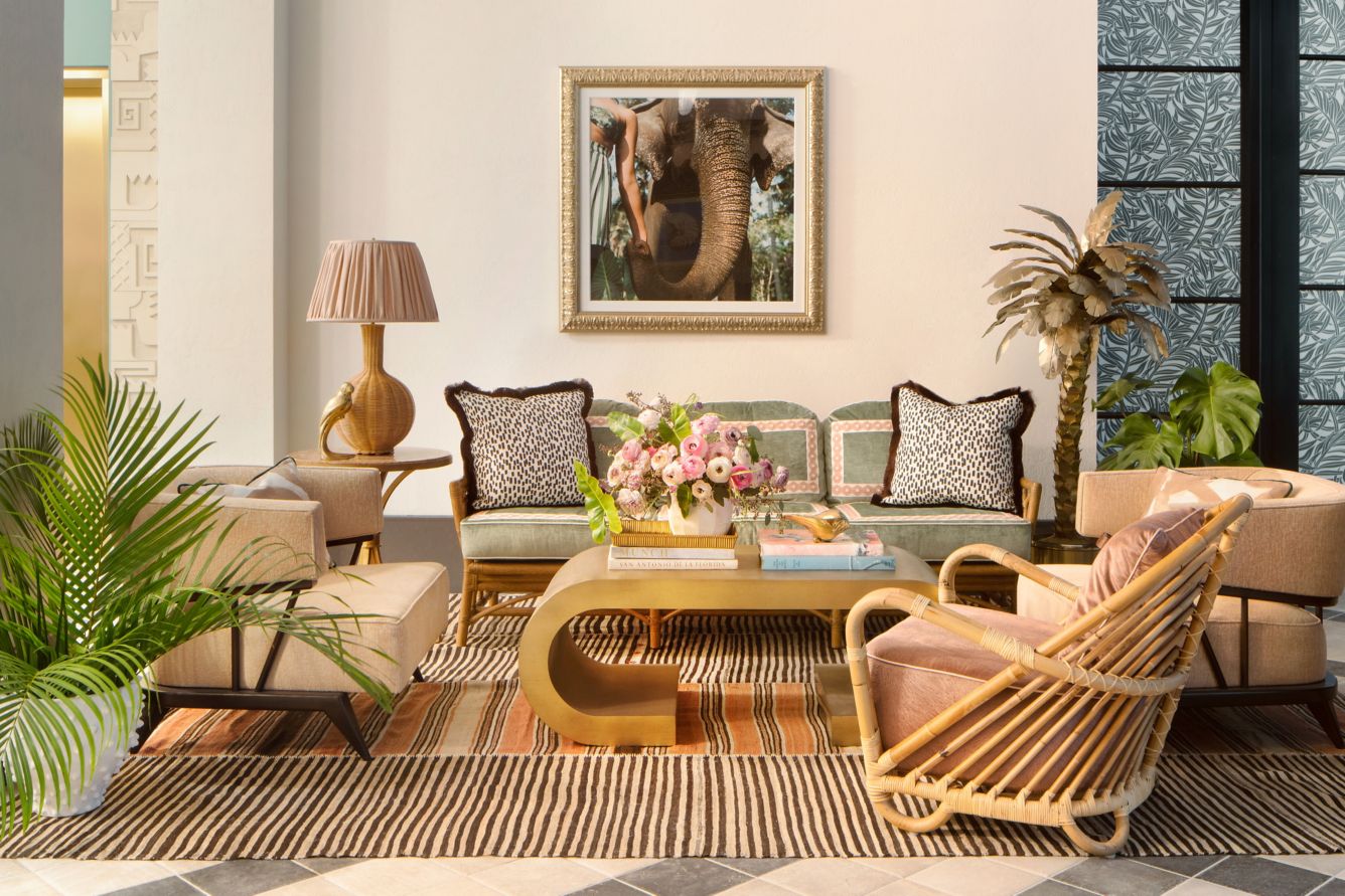 tx-miasx-goodtime-room-living-area-40466_Classic-Hor