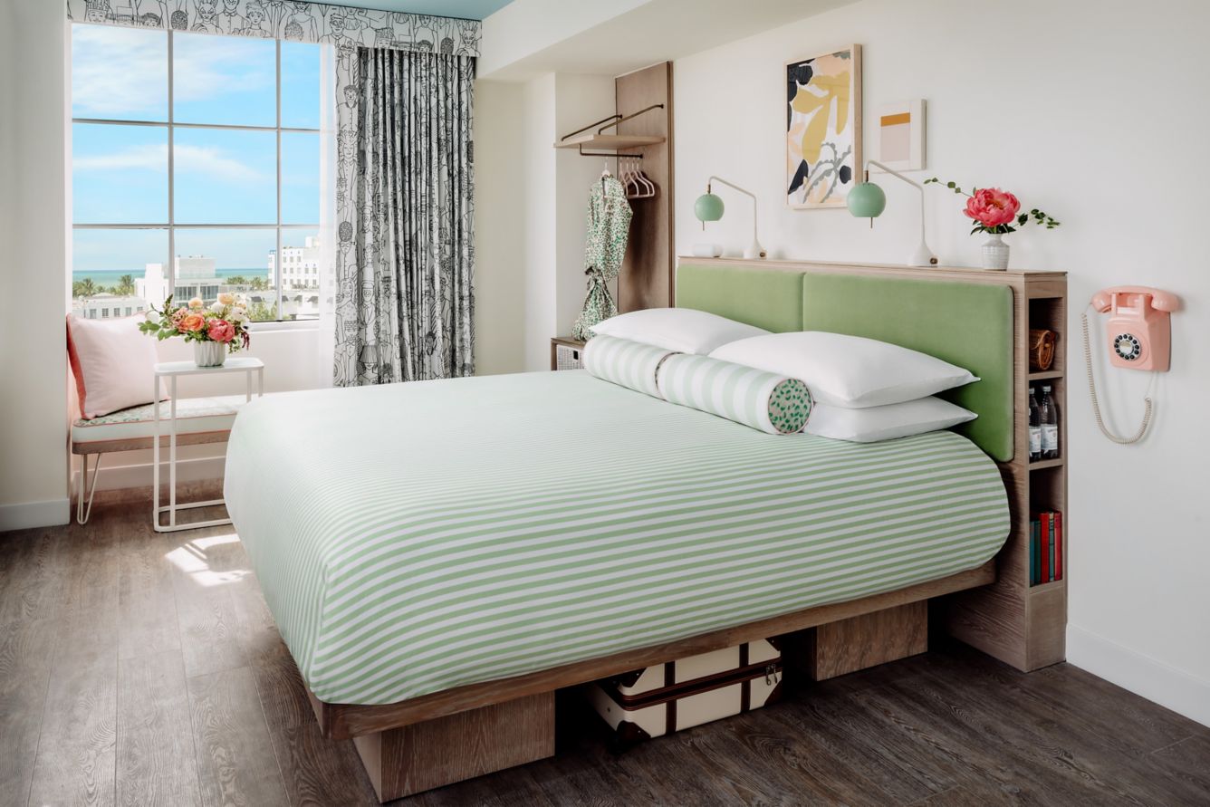 tx-miasx-goodtimeking2oceanviewlg-36809_Classic-Hor
